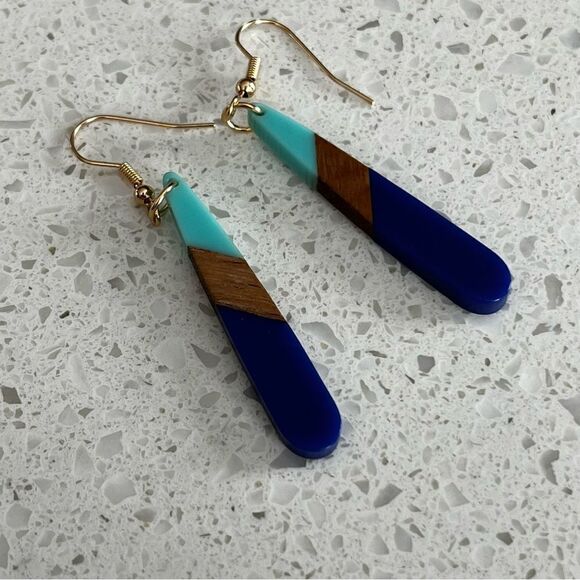 Color Block Geometric Drop Earrings - Picture 8 of 11